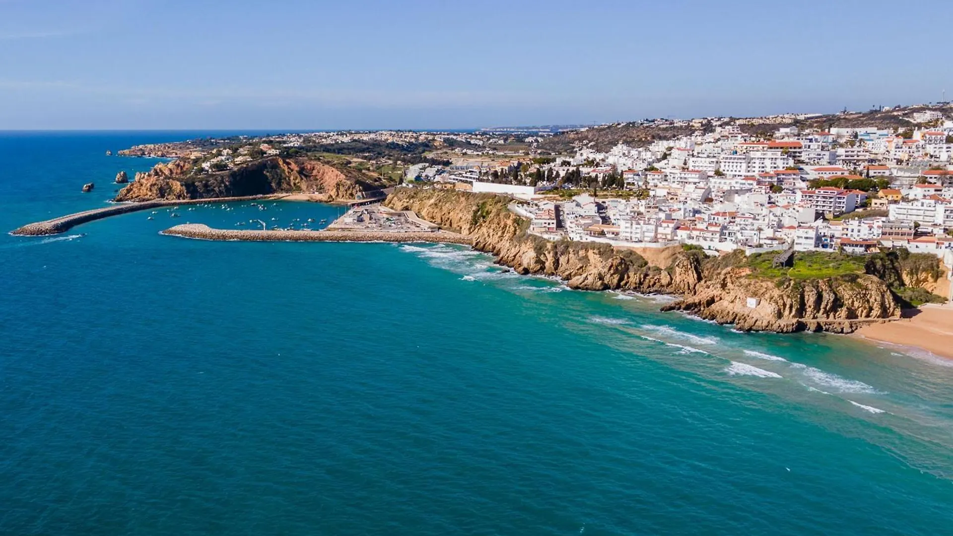Typical T2 In Albufeira W/ Balcony By Lovelystay Daire